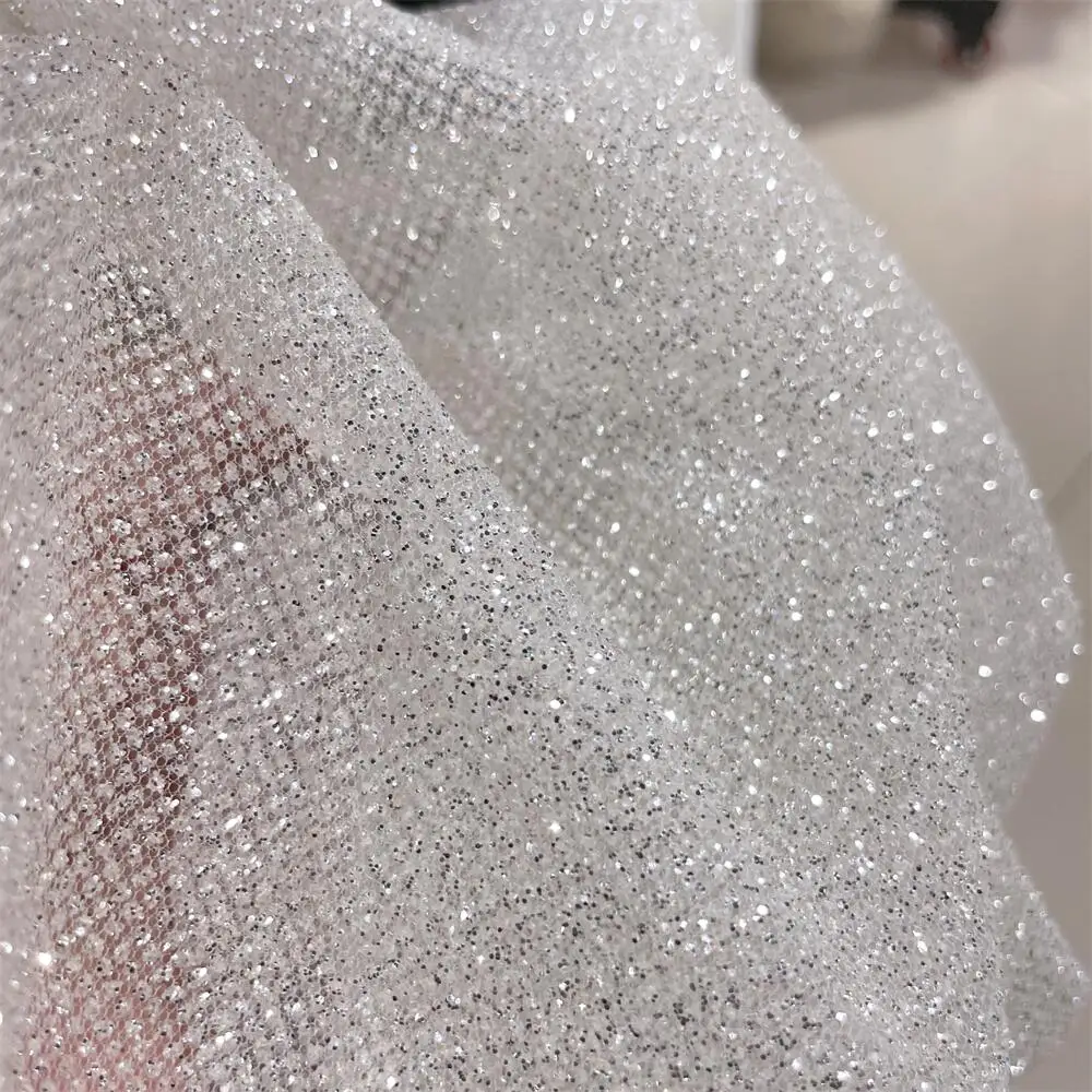 غزل شبكي لامع فضي فائق الكثافة - مراجعة Crystal Mesh Fabric وسعره
